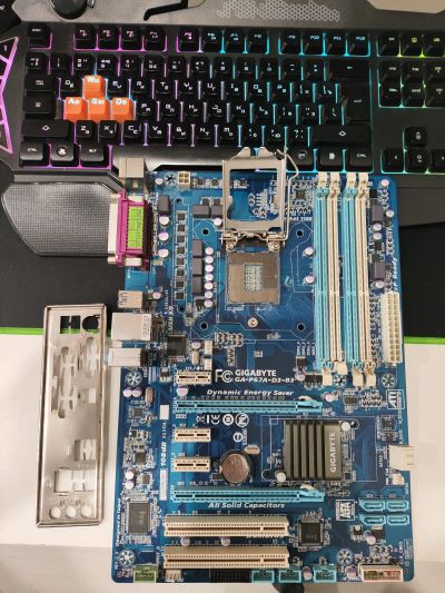 Лот: 20856026. Фото: 1. Gigabyte GA-P67A-D3-B3 rev2.0... Материнские платы