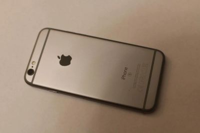 Лот: 10589658. Фото: 1. Iphone 6s 64GB Space Gray. Смартфоны