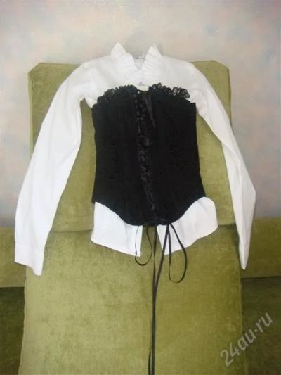 Лот: 1655819. Фото: 1. Продам блузку + корсет на девочку... Рубашки, блузки, водолазки