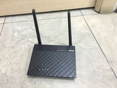 Лот: 12722370. Фото: 1. Wi-Fi роутер Asus RT-N11P. Маршрутизаторы (роутеры)