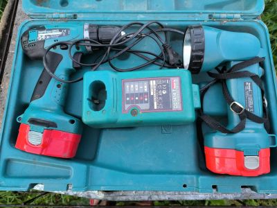 Лот: 25578608. Фото: 1. Шуруповёрт Makita 6281D (неисправен... Электроинструмент