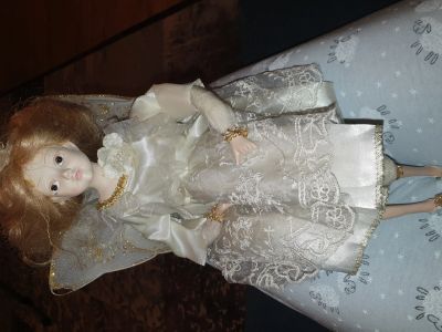 Лот: 14975726. Фото: 1. Кукла музыкальная (не в отличном... Куклы