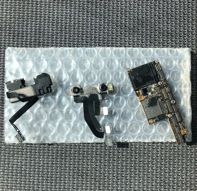 Лот: 13897238. Фото: 1. Материнская плата iPhone X 64gb. Микросхемы и платы
