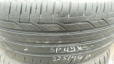 Лот: 16050558. Фото: 1. 225/45 R19 Bridgestone одно. Шины