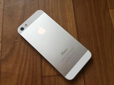 Лот: 10653271. Фото: 1. Apple iPhone 5S 16Gb c TouchID. Смартфоны