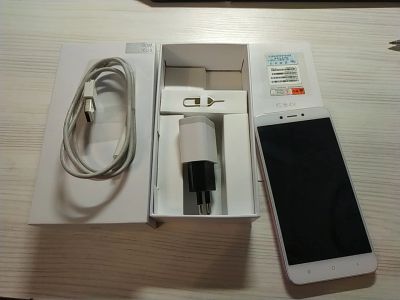 Лот: 15296989. Фото: 1. Xiaomi Redmi 4x Rose gold. Смартфоны