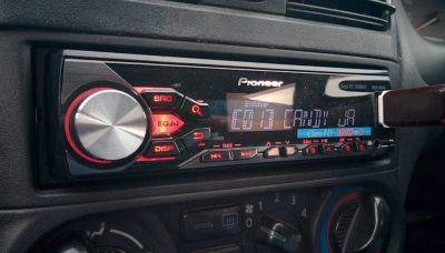Лот: 21215654. Фото: 1. Мощная магнитола Pioneer MVH-280FD. Автомагнитолы