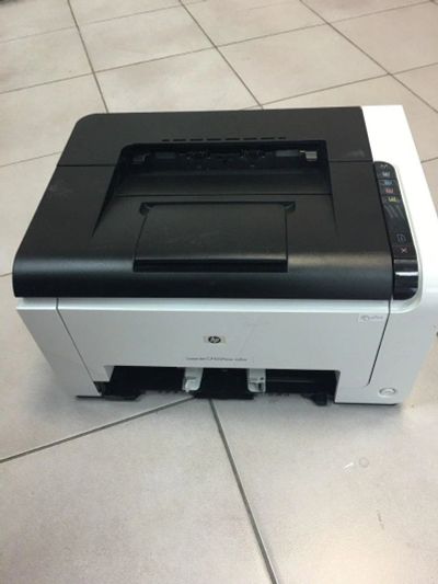 Лот: 15877528. Фото: 1. Цветной лазерный принтер HP Laserjetcp1025nw... Лазерные принтеры