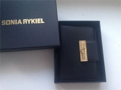 Лот: 8623687. Фото: 1. Шикарная обложка для документов... Бумажники, кошельки, портмоне