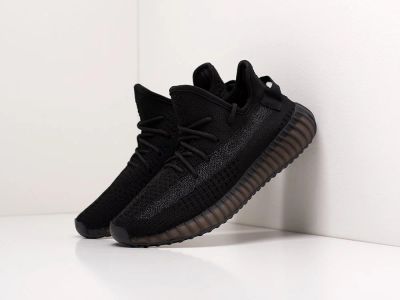 Лот: 17589574. Фото: 1. Кроссовки Adidas Yeezy 350 Boost... Кеды, кроссовки, слипоны