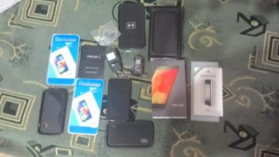 Лот: 5806143. Фото: 1. nexus 4. Смартфоны