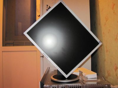 Лот: 3288361. Фото: 1. Samsung SyncMaster 940b. ЖК-мониторы