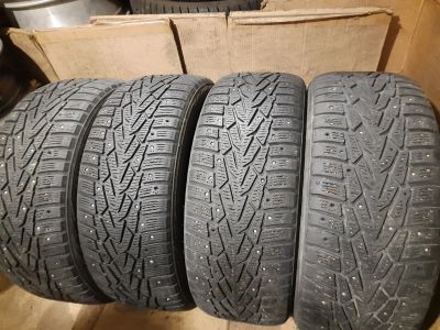 Лот: 17151447. Фото: 1. 215/55R17 98T XL Nokian Hakkapeliitta... Шины