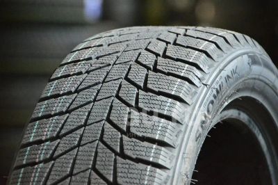 Лот: 23539483. Фото: 1. Зимняя резина 255/50 R-19 "Triangle... Шины