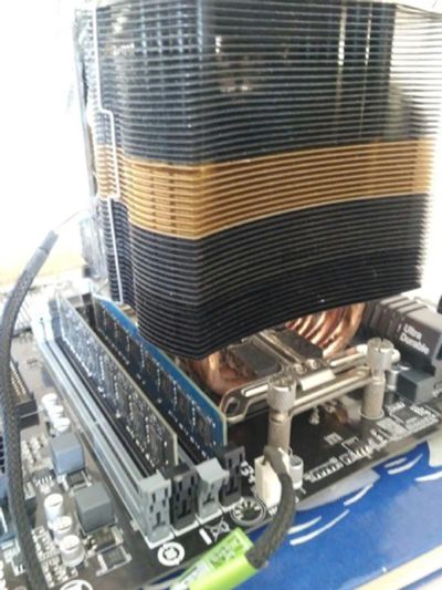 Лот: 13486602. Фото: 1. FX-6300 + DDR3 2x4gb + MB Gigabyte... Компьютеры в сборе
