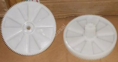 Лот: 24656235. Фото: 1. Шестерня большая мясорубки Kenwood... Запчасти, комплектующие для мелкой бытовой техники