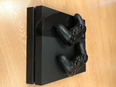 Лот: 17654771. Фото: 1. PlayStation 4. Игровые приставки, консоли