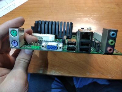 Лот: 16797530. Фото: 1. Материнская плата Mini-ITX Intel... Материнские платы