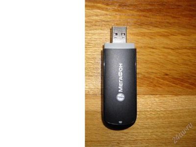 Лот: 2493360. Фото: 1. 3G модем Мегафон (USB-модем E352... Проводные модемы