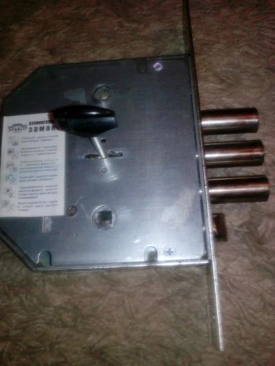 Лот: 6658208. Фото: 1. Замок Эльбор с двумя ключами. Замки