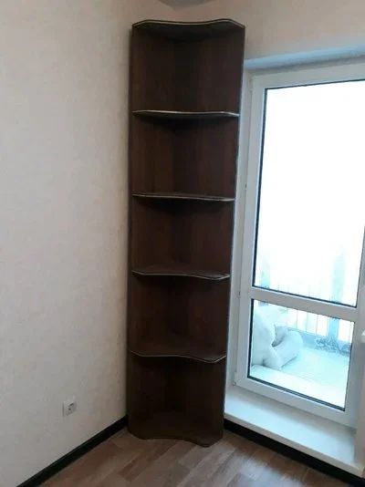Лот: 10917809. Фото: 1. Этажерка тёмная.Высота 230 см. Полки, стеллажи, этажерки