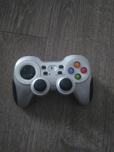 Лот: 11534165. Фото: 1. Гейпад Logitech wireless gamepad... Рули, джойстики