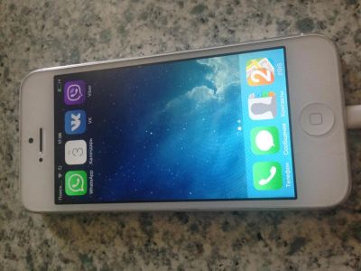 Лот: 4287007. Фото: 1. Iphone 5 16 Gb белый (Ipod). Смартфоны