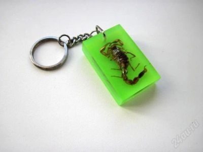 Лот: 2575045. Фото: 1. Брелок Скорпион. Сувенирные мелочи