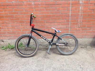 Лот: 4436002. Фото: 1. Велосипед BMX. Велосипеды