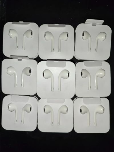 Лот: 21012056. Фото: 1. earpods lightning,новые. Наушники, гарнитуры