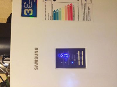 Лот: 5970128. Фото: 1. Холодильник Samsung RL-33 EGSW. Холодильники, морозильные камеры