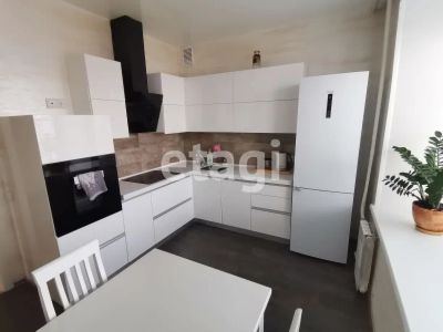 Лот: 24930421. Фото: 1. Сдам 2-комн. кв. 56.6 кв.м. Красноярск... Квартиры, студии