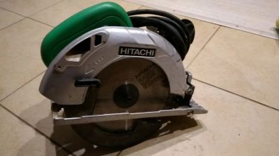 Лот: 12272316. Фото: 1. Пила циркулярная hitachi 190см. Электроинструмент