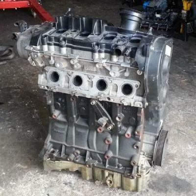 Лот: 8567775. Фото: 1. Volkswagen Passat B6 двигатель... Двигатель и элементы двигателя