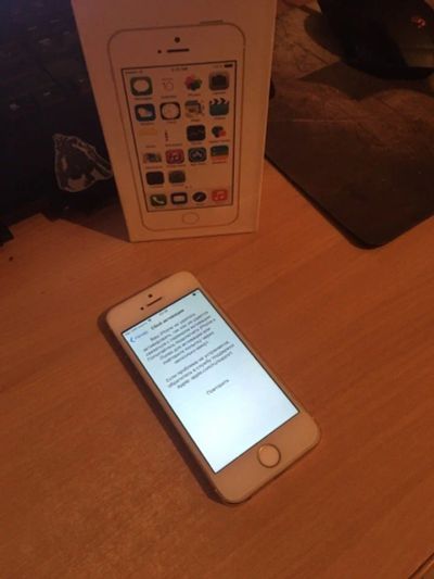 Лот: 12148310. Фото: 1. Iphone 5s кирпич. Смартфоны