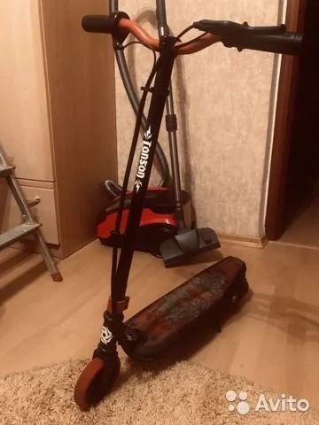 Лот: 16206783. Фото: 1. Электросамокат lanson electric. Электросамокаты, гироскутеры, сигвеи