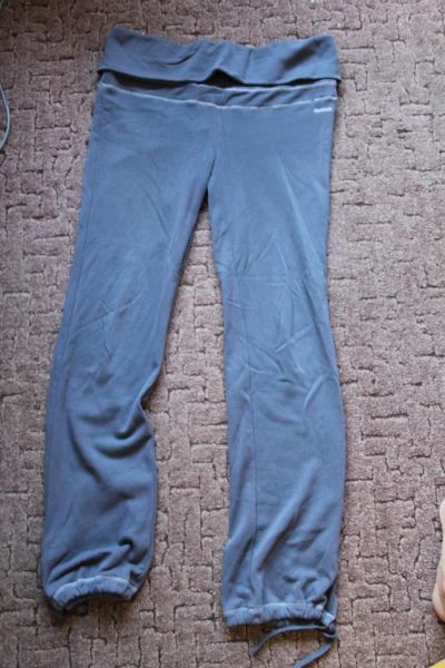 Лот: 4258952. Фото: 1. Штаны Reebok. Размер М (46-48... Другое (спортивная одежда)