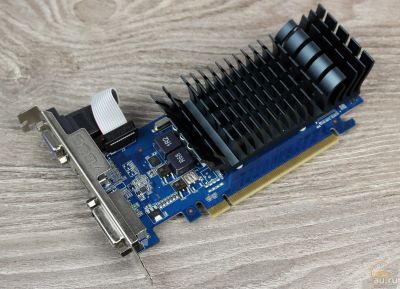 Лот: 14012711. Фото: 1. Видеокарта asus geforce GT210... Видеокарты