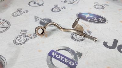 Лот: 23587910. Фото: 1. Трубка охлаждающей жидкости Mazda... Двигатель и элементы двигателя