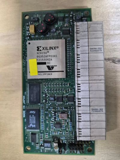 Лот: 25093132. Фото: 1. Плата с микросхемой virtex xilinx... Микросхемы
