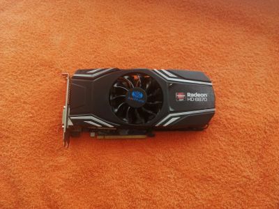 Лот: 15253629. Фото: 1. Мощная, Radeon HD 6870 1гб DDR5. Видеокарты