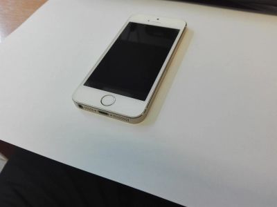 Лот: 8125612. Фото: 1. iPhone 5s GOLD 16Gb РСТ. Смартфоны