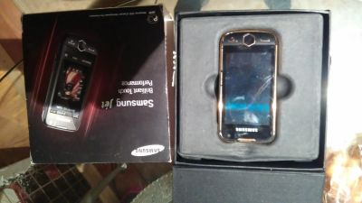 Лот: 6914170. Фото: 1. samsung s8000. Кнопочные мобильные телефоны