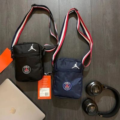 Лот: 19997543. Фото: 1. Сумка Jordan PSG. Сумки