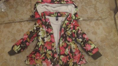 Лот: 6351578. Фото: 1. Курточка ZARA на девочку 5-6 лет... Верхняя одежда