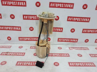 Лот: 20898448. Фото: 1. Насос топливный Toyota Belta SCP92... Топливная система