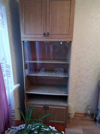 Лот: 7310133. Фото: 1. Шкаф со стеклянными дверцами. Гостиные, стенки, горки