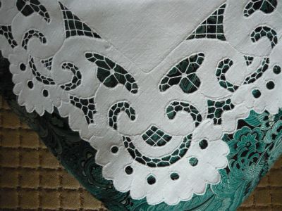 Лот: 3937110. Фото: 1. Салфетка, х/б, вышивка в технике... Одежда, текстиль