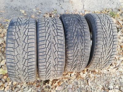 Лот: 16535158. Фото: 1. Комплект зимних колес Nokian Hakkapeliitta... Шины