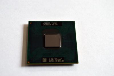 Лот: 11359041. Фото: 1. Процессор Intel Core 2 Duo T5250... Процессоры